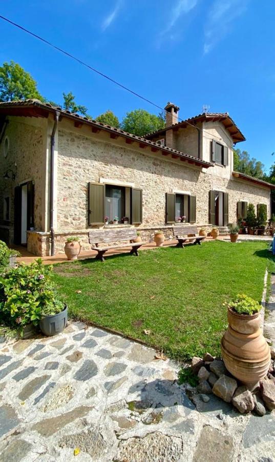 Spacious House In Ogassa With Terrace And Bbq Extérieur photo