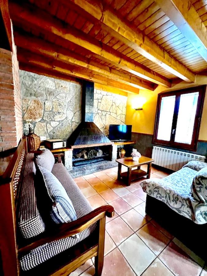 Spacious House In Ogassa With Terrace And Bbq Extérieur photo