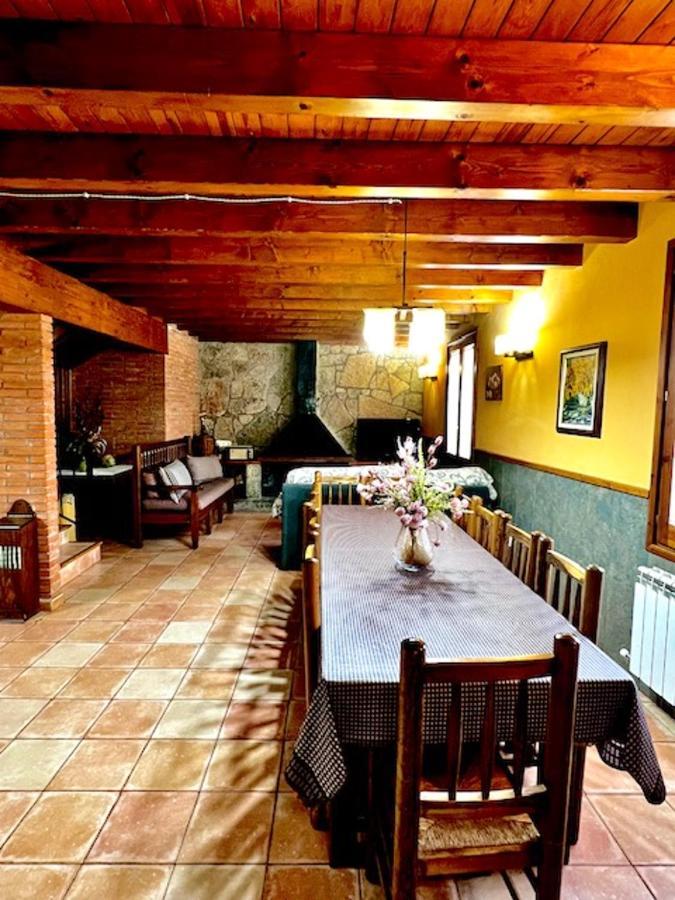 Spacious House In Ogassa With Terrace And Bbq Extérieur photo