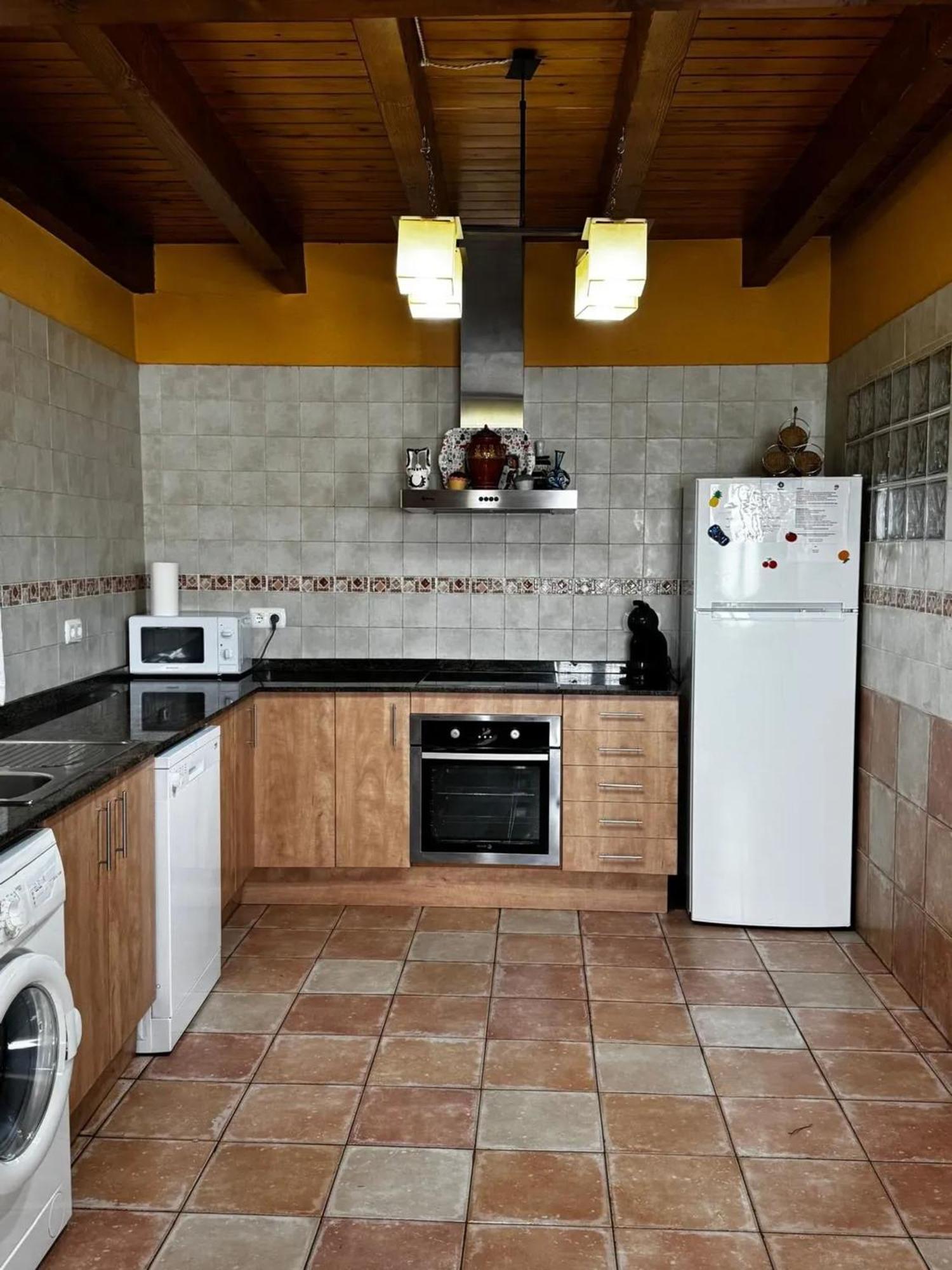 Spacious House In Ogassa With Terrace And Bbq Extérieur photo