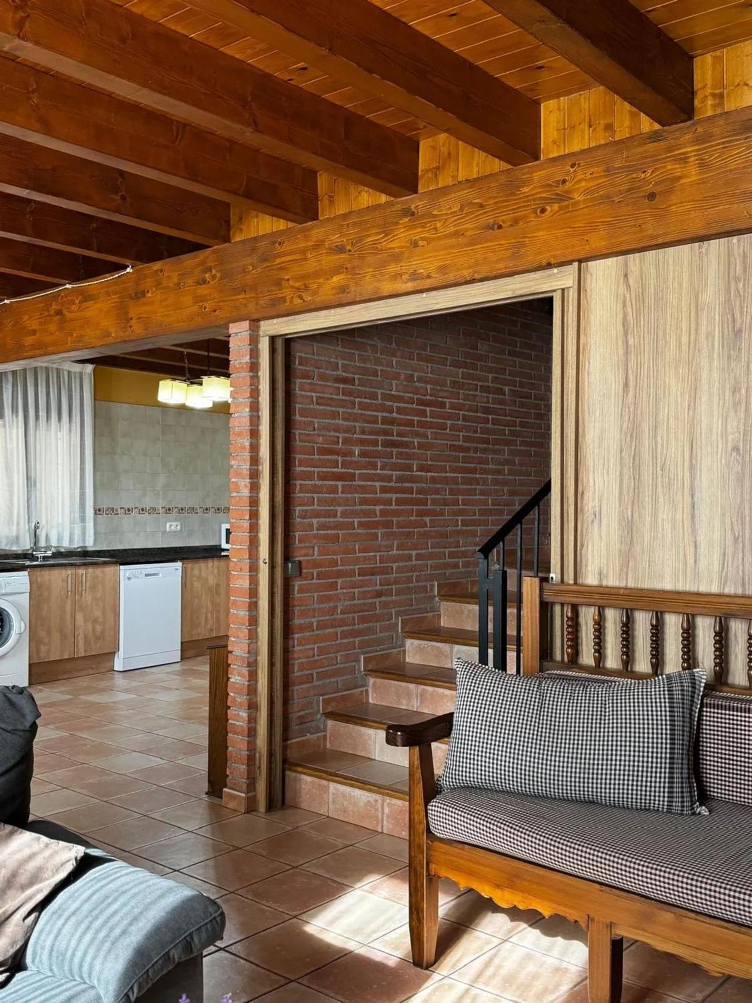Spacious House In Ogassa With Terrace And Bbq Extérieur photo